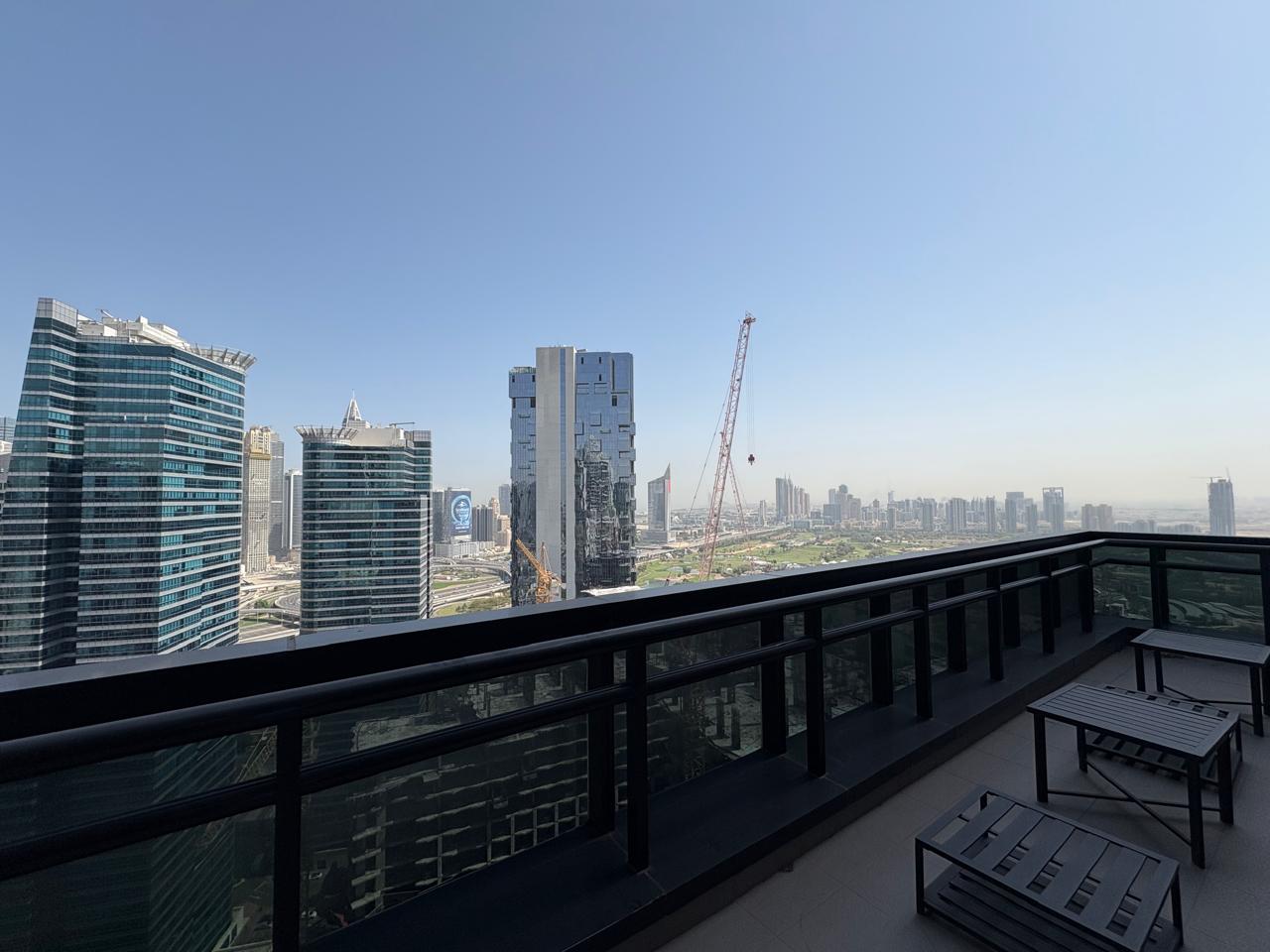 Commercial Properties for Rent in Dubai | LexEstates